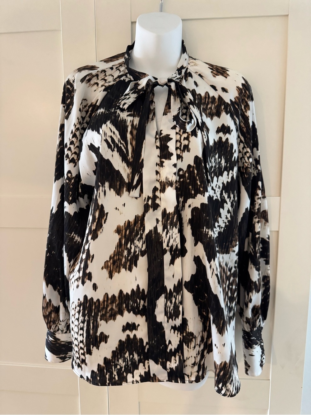 Worthington Black and Cream Abstract Tie-Neck Blouse